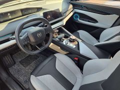 Changan UNI-V Smart Electric iDD Blue Whale Smart Electric iDD 136km Smart Cool Edition - photo 10