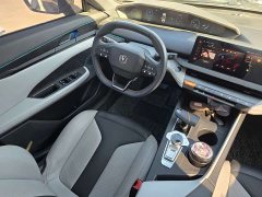 Changan UNI-V Smart Electric iDD Blue Whale Smart Electric iDD 136km Smart Cool Edition - photo 11