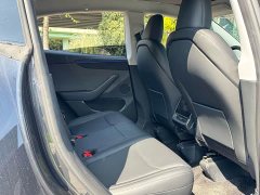 Tesla Model Y Rear-Wheel Drive - ფოტო 13