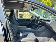 Tesla Model Y Rear-Wheel Drive - ფოტო 14