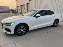 Volvo S60 B4 Smart Luxury Edition - ფოტო 1