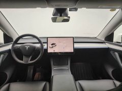 Tesla Model Y Rear-Wheel Drive - ფოტო 12