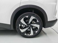 BAIC ARCFOX Alpha T5 Extended Range 1215 Yuan Jing Zhi Xing Version - ფოტო 11