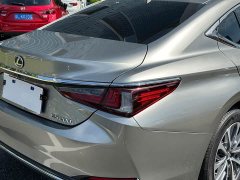 Lexus ES 200 Excellence Edition - photo 14