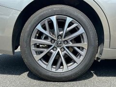 Lexus ES 200 Excellence Edition - photo 16