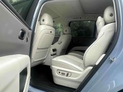 Li Auto i8 Standard Edition - ფოტო 5