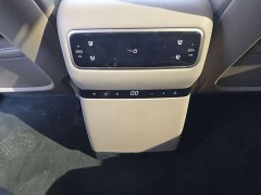 Li Auto i8 Standard Edition - ფოტო 12