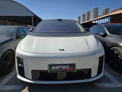 Li Auto i8 Standard Edition - ფოტო 2