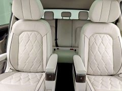 Volkswagen Viloran 380TSI Prestige - photo 8