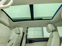 Volkswagen Viloran 380TSI Prestige - photo 9