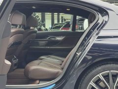 BMW 7 Series 740Li Premier Luxury Package - ფოტო 9