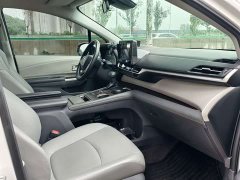 Toyota Grevias 2.5L Hybrid Luxury - фото 8