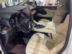 Toyota Alphard Hybrid 2.5L Luxury - фото 4