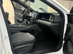 BYD Qin L DM-i 120KM Leading Edition - ფოტო 12