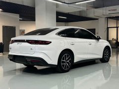 BYD Qin L DM-i 120KM Leading Edition - ფოტო 9
