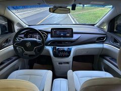 Buick GL8 Land Business Class Comfort Edition - ფოტო 14