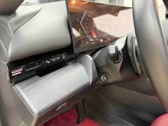 BMW 5 Series 525Li Luxury Package - ფოტო 10