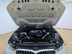 BMW 5 Series 525Li Luxury Package - ფოტო 6