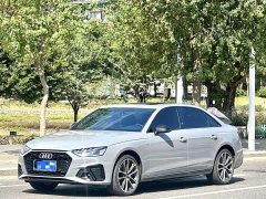 Audi A4L 40 TFSI Luxury Dynamic - фото 1