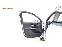 Mercedes-Benz GLC 260 L 4MATIC Dynamic 5-Seater - ფოტო 10
