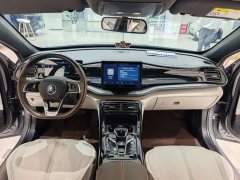 BYD Qin PLUS Glory Edition DM-i 55KM Leading - ფოტო 6