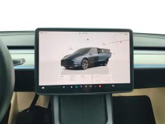 Tesla Model Y Rear-Wheel Drive - ფოტო 13