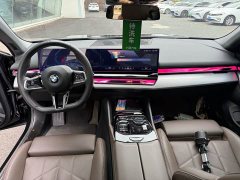 BMW 5 Series (Imported) 525i M Sport Package - фото 8