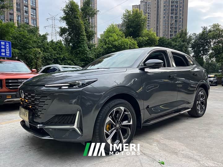 Changan UNI-K 2.0T two-wheel drive Yueshang