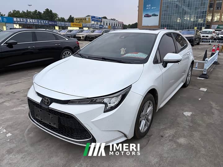 Toyota Corolla 1.8L CVT Luxury