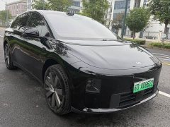 Li Auto i6 Two-Wheel Drive Standard - ფოტო 3