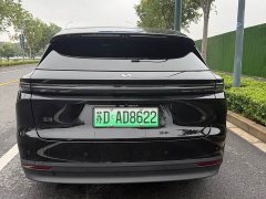 Li Auto i6 Two-Wheel Drive Standard - ფოტო 5