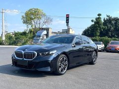 BMW 5 Series 530Li Premier M Sport Package - фото 1
