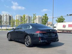 BMW 5 Series 530Li Premier M Sport Package - фото 9