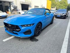 Ford Mustang 2.3T EcoBoost Convertible Sport - photo 3