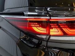 Toyota Vellfire Crown Hybrid 2.5L Executive Premier Edition - фото 9