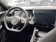 Lynk & Co 03 1.5T DCT Pro - photo 6