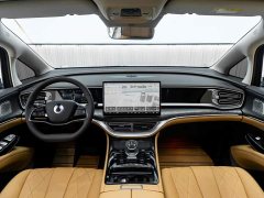 Denza D9 DM-i 1050 Premium - ფოტო 17