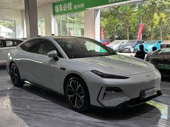 Geely Galaxy E8 700km Long-Range Smart Driving Edition - ფოტო 3