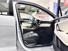 Lynk & Co 06 EM-P PHEV 84KM Range Pro - ფოტო 13