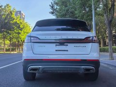 Lincoln Explorer 2.0T AWD Elite - ფოტო 5