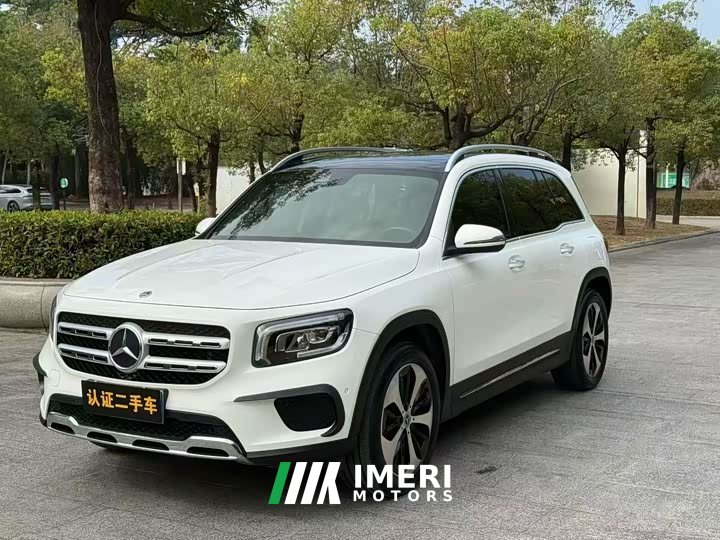 Mercedes-Benz GLB 200 Fashion Edition - автомобиль из Китая