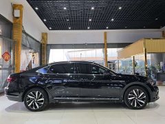 Volkswagen Passat Facelift 330TSI Elite - ფოტო 4