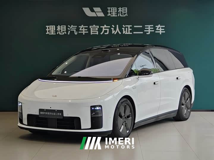 Li Auto i8 Standard Edition - ავტომობილი ჩინეთიდან