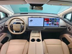 Li Auto i8 Standard Edition - ფოტო 8
