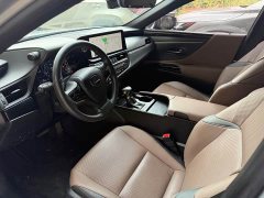 Lexus ES 200 Excellence Edition - ფოტო 5