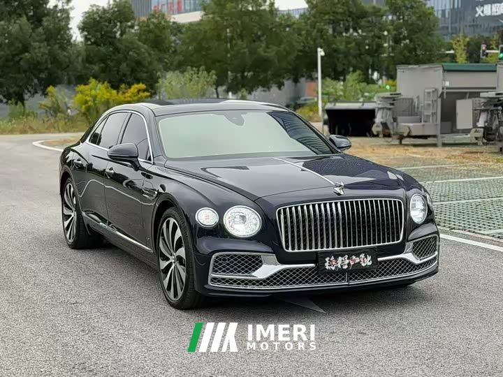 Bentley Flying Spur 4.0T V8 Standard Edition