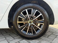 SAIC MG i5 1.5L CVT Star Shine Edition - photo 8