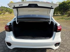 SAIC MG i5 1.5L CVT Star Shine Edition - photo 9