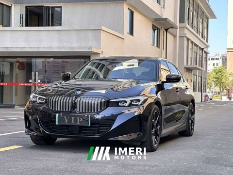 2023 BMW i3 eDrive 40 L Midnight Edition Package