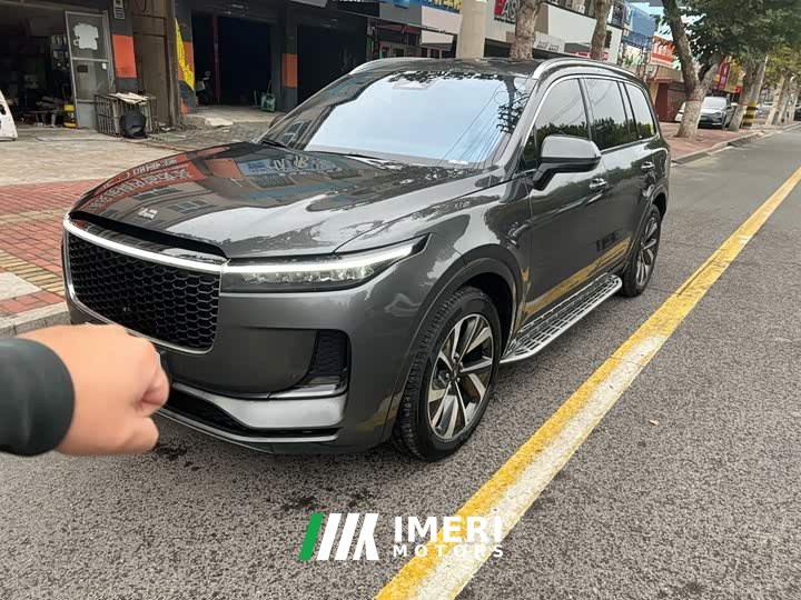 Li Auto ONE Extended Range 6-Seater - ავტომობილი ჩინეთიდან